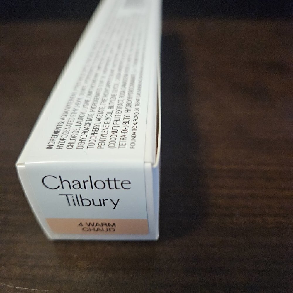 Charlotte Tilbury Beautiful Skin Foundation in 4 WARM (NIB) - Picture 6 of 6